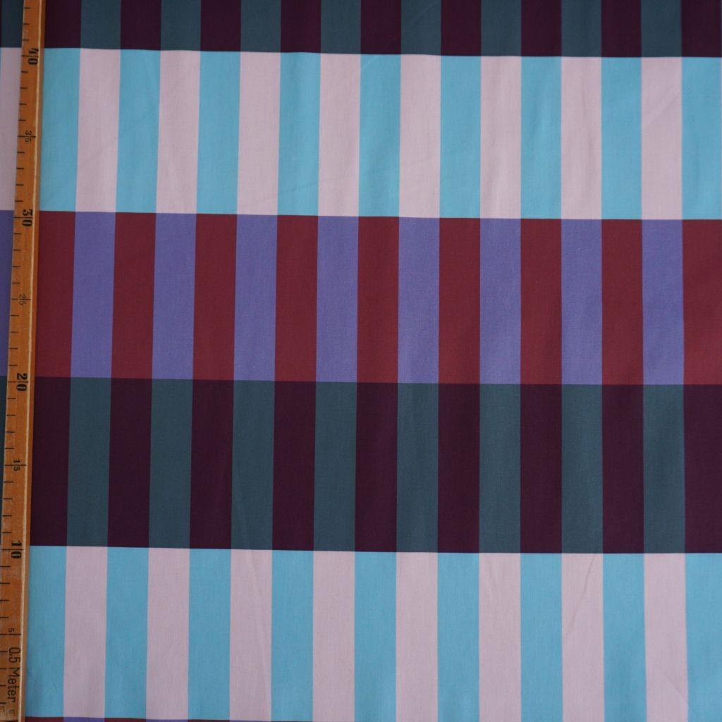 Baumwollstoff Motivdruck Blocks hellblau flieder weinrot